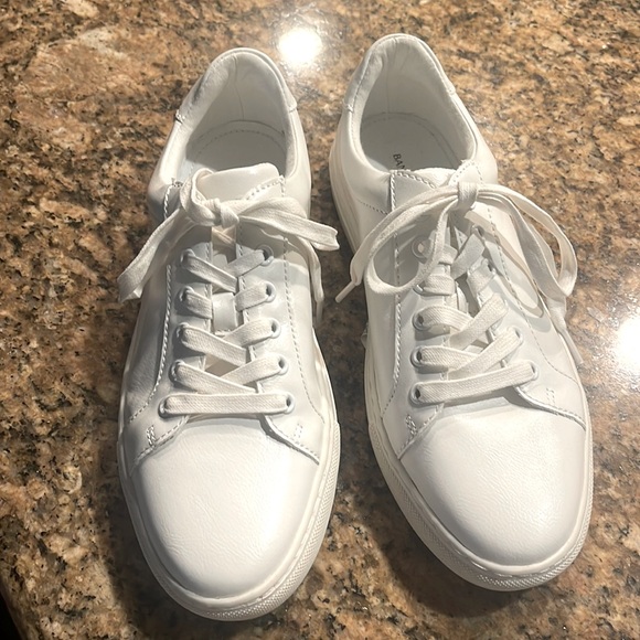 White Sneakers - Picture 1 of 2